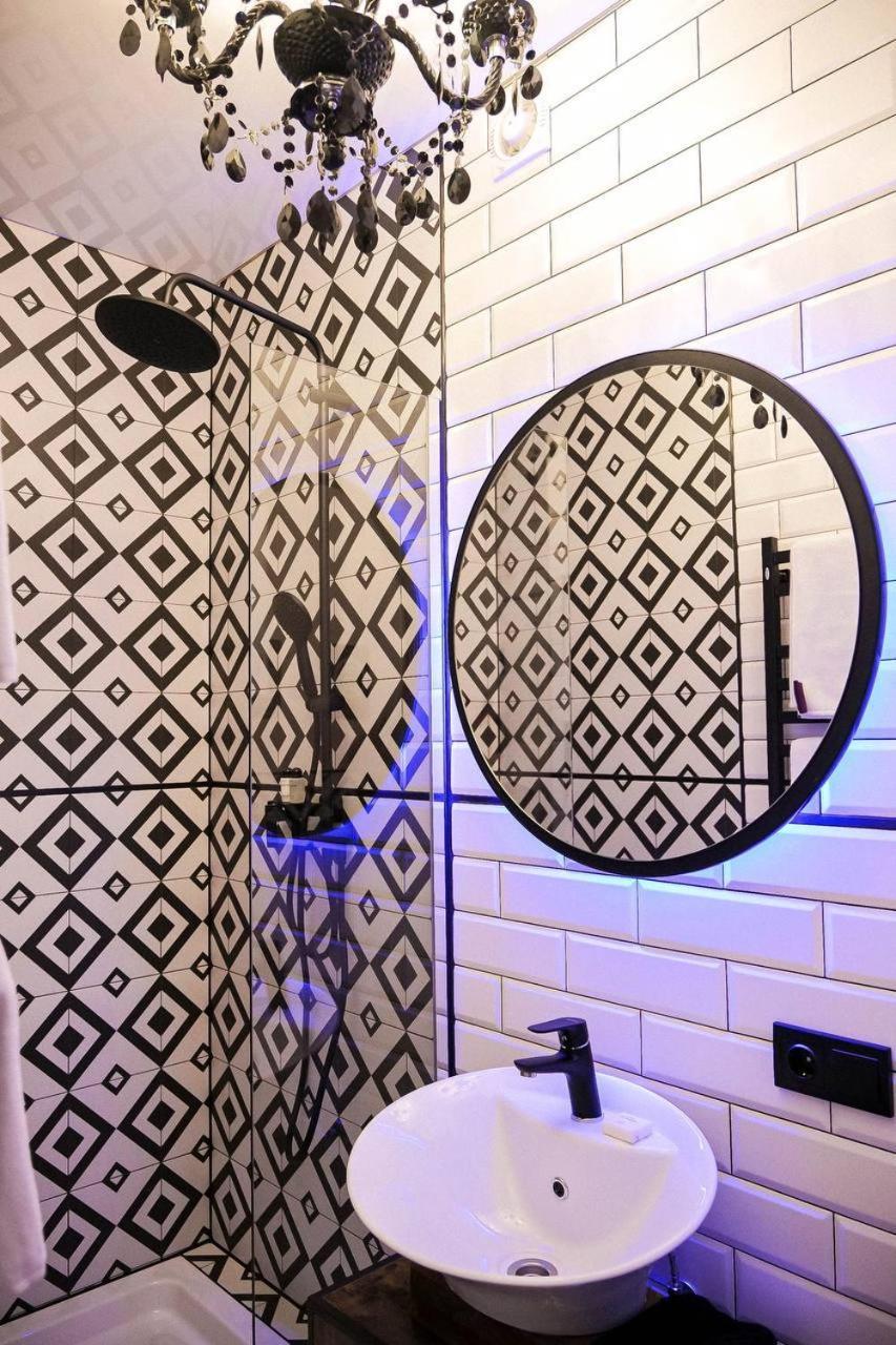 Don Papa Apartments In City Center Kiev Dış mekan fotoğraf
