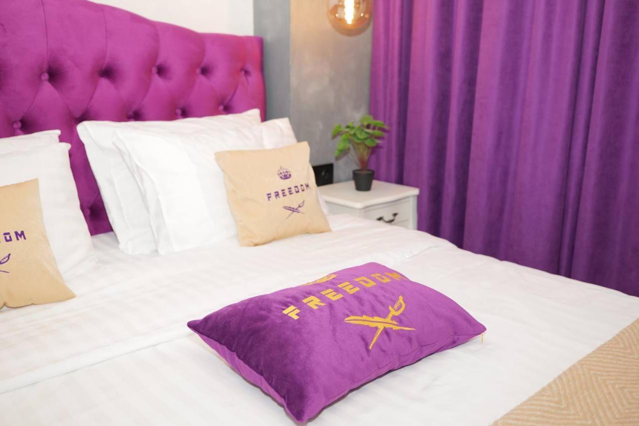 Don Papa Apartments In City Center Kiev Dış mekan fotoğraf